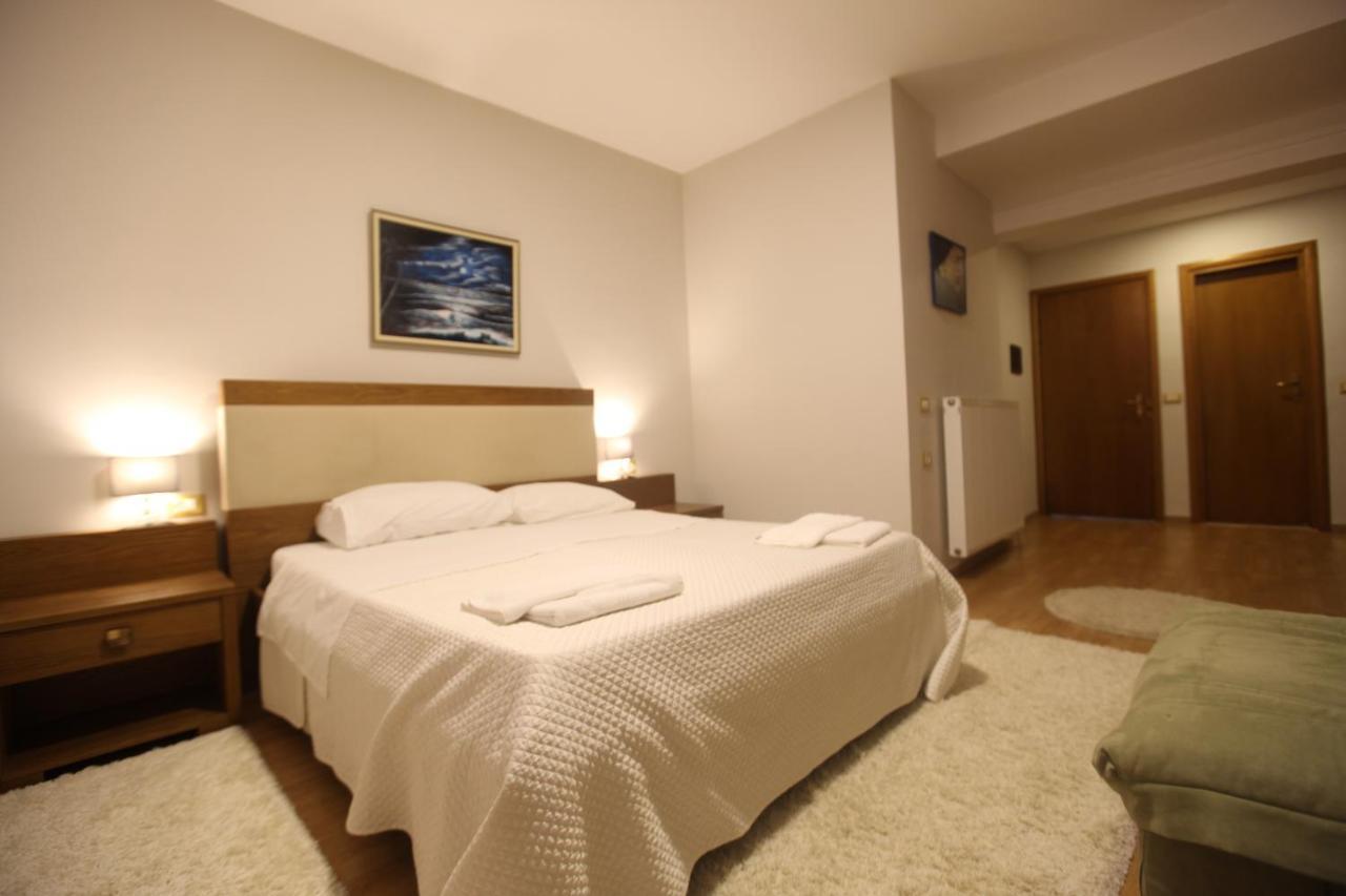 Hotel Sofo Dukat Ngoại thất bức ảnh