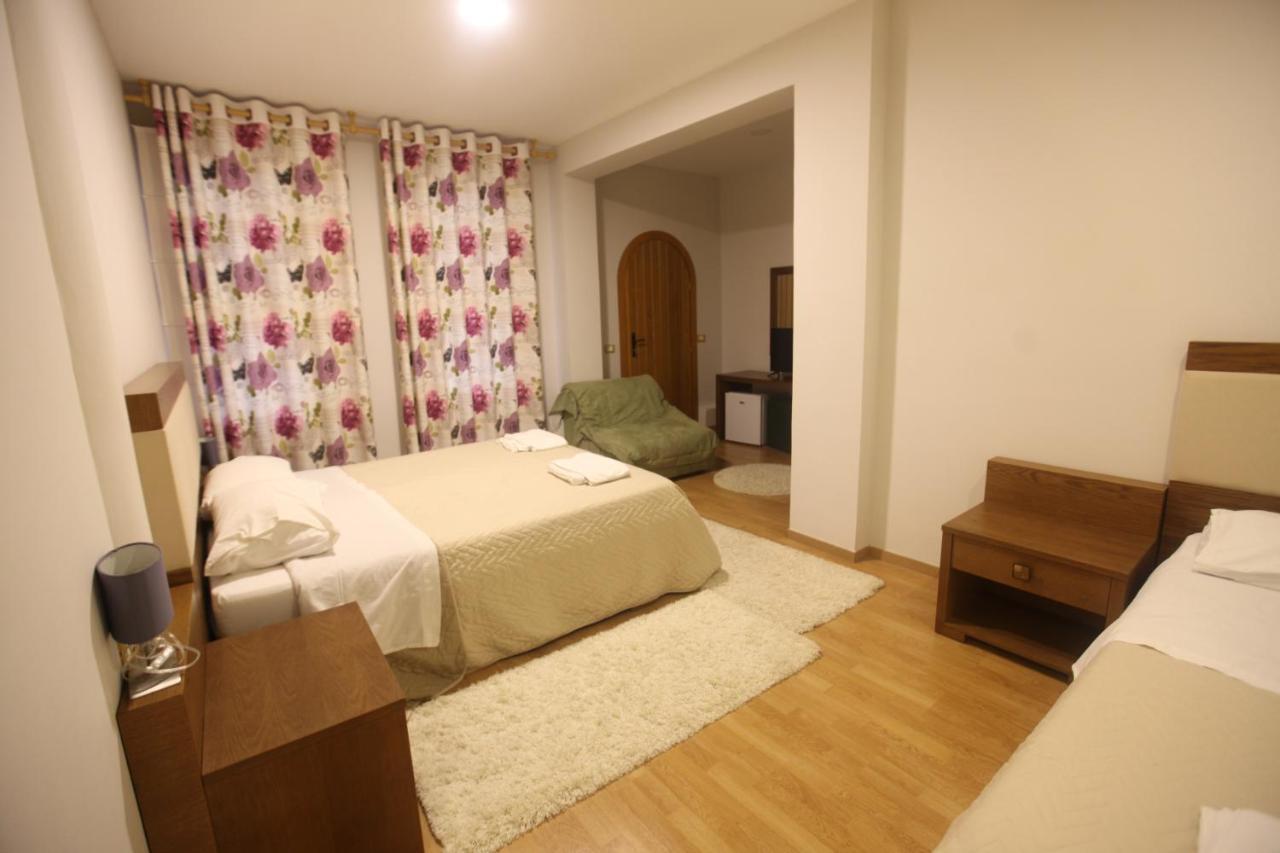 Hotel Sofo Dukat Ngoại thất bức ảnh