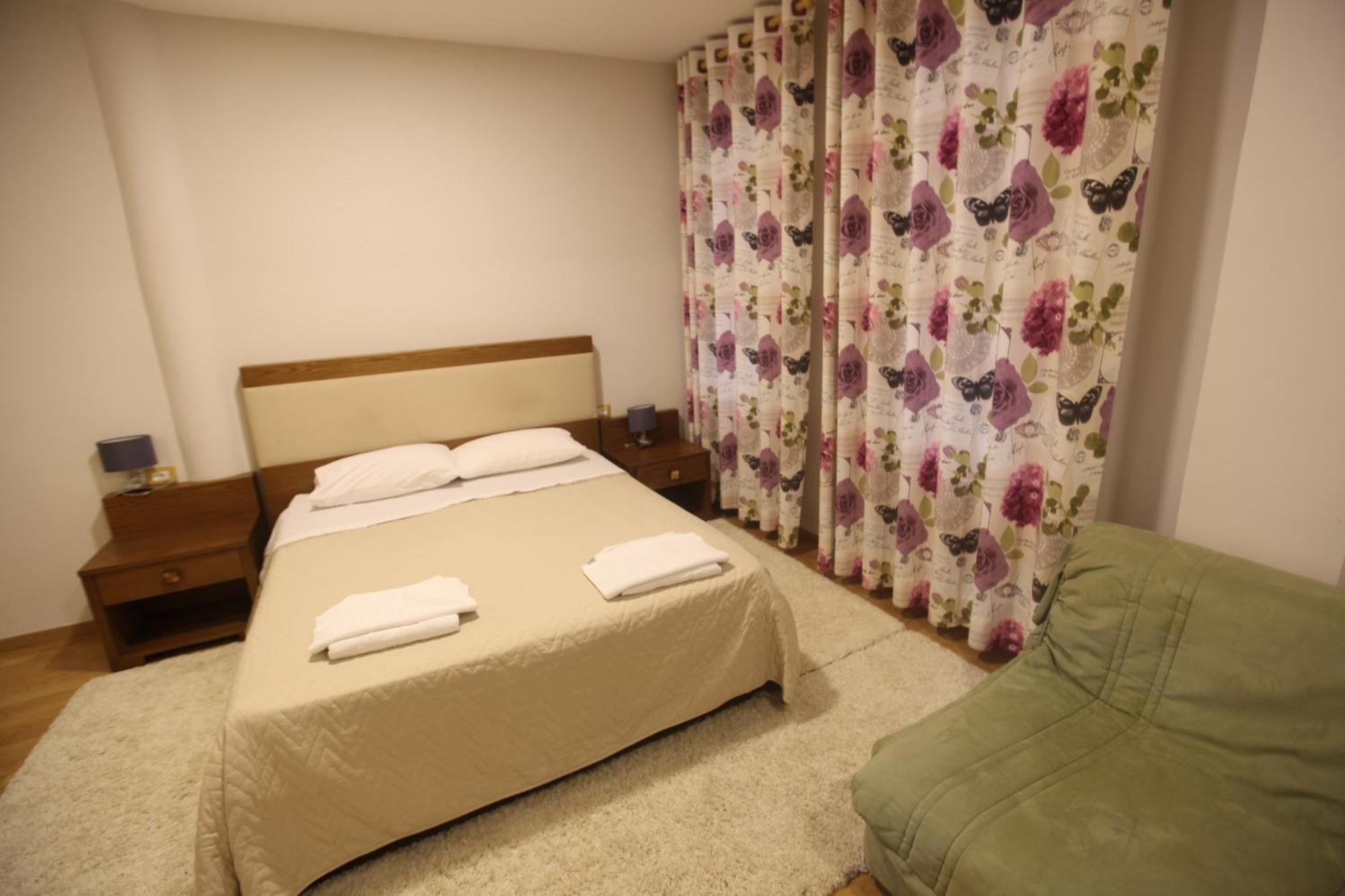 Hotel Sofo Dukat Ngoại thất bức ảnh