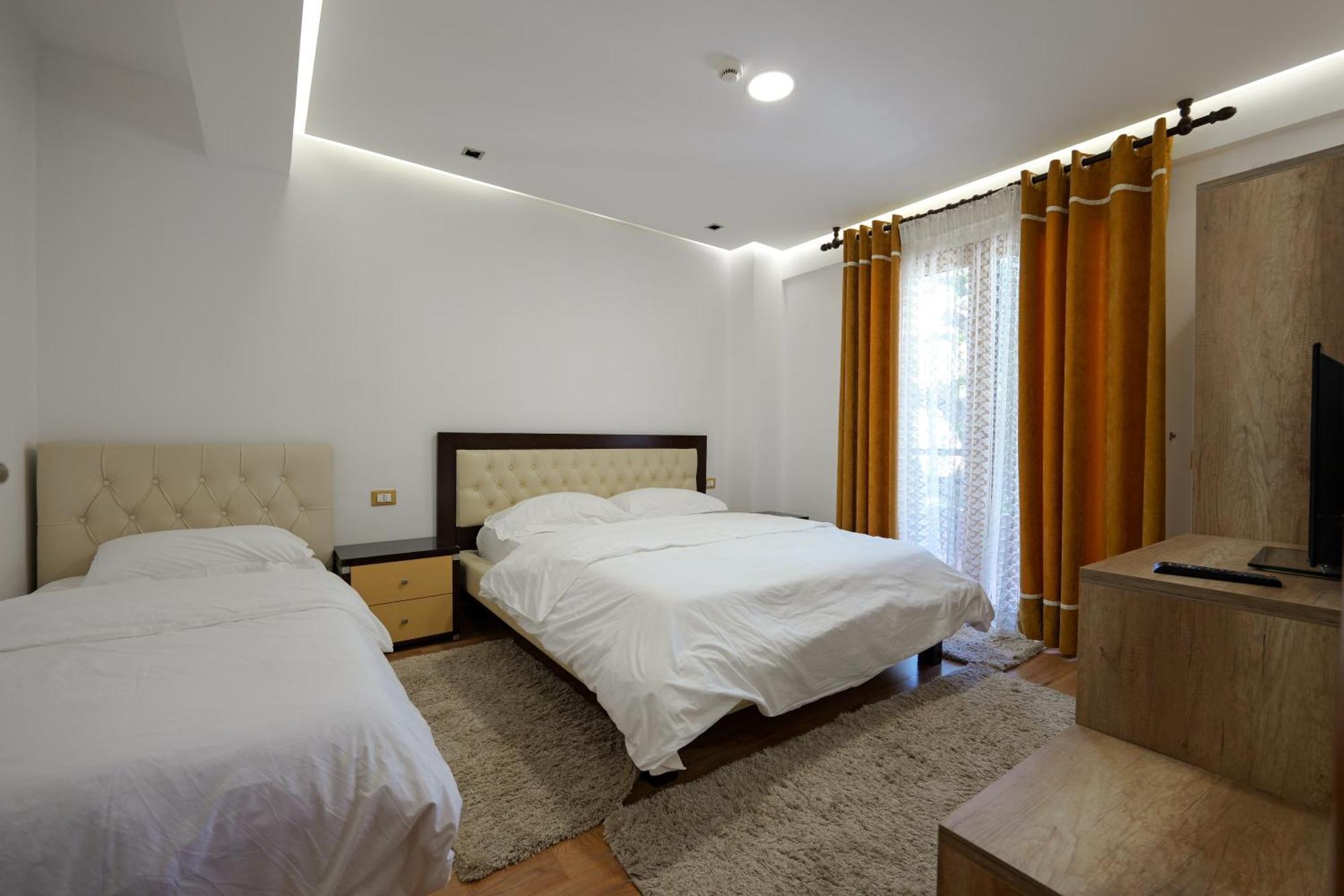 Hotel Sofo Dukat Ngoại thất bức ảnh